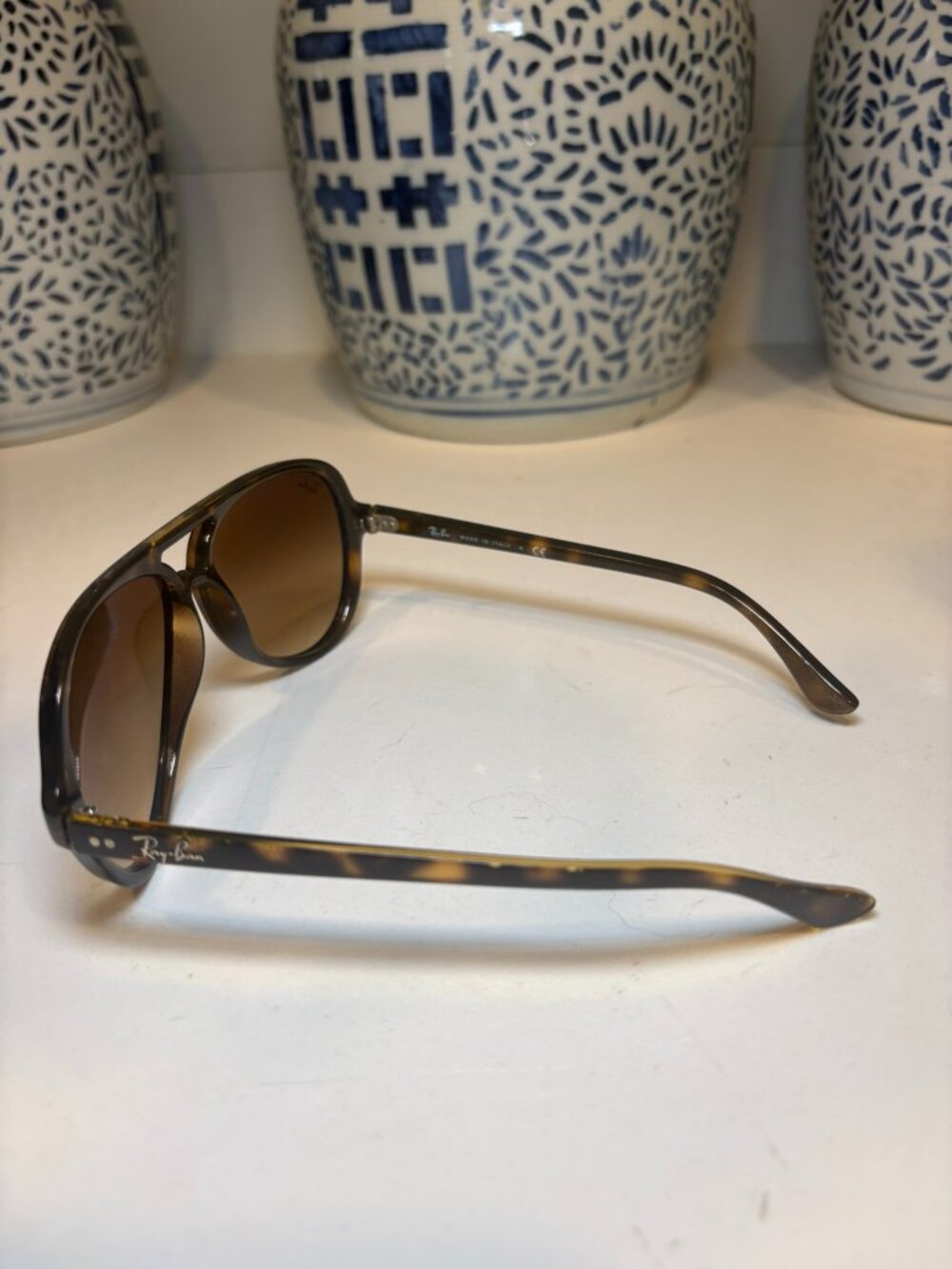 Ray Ban Cats 5000 RB4125 Retro Tortoise Aviator Gradient Sunglasses Case - Picture 7 of 11